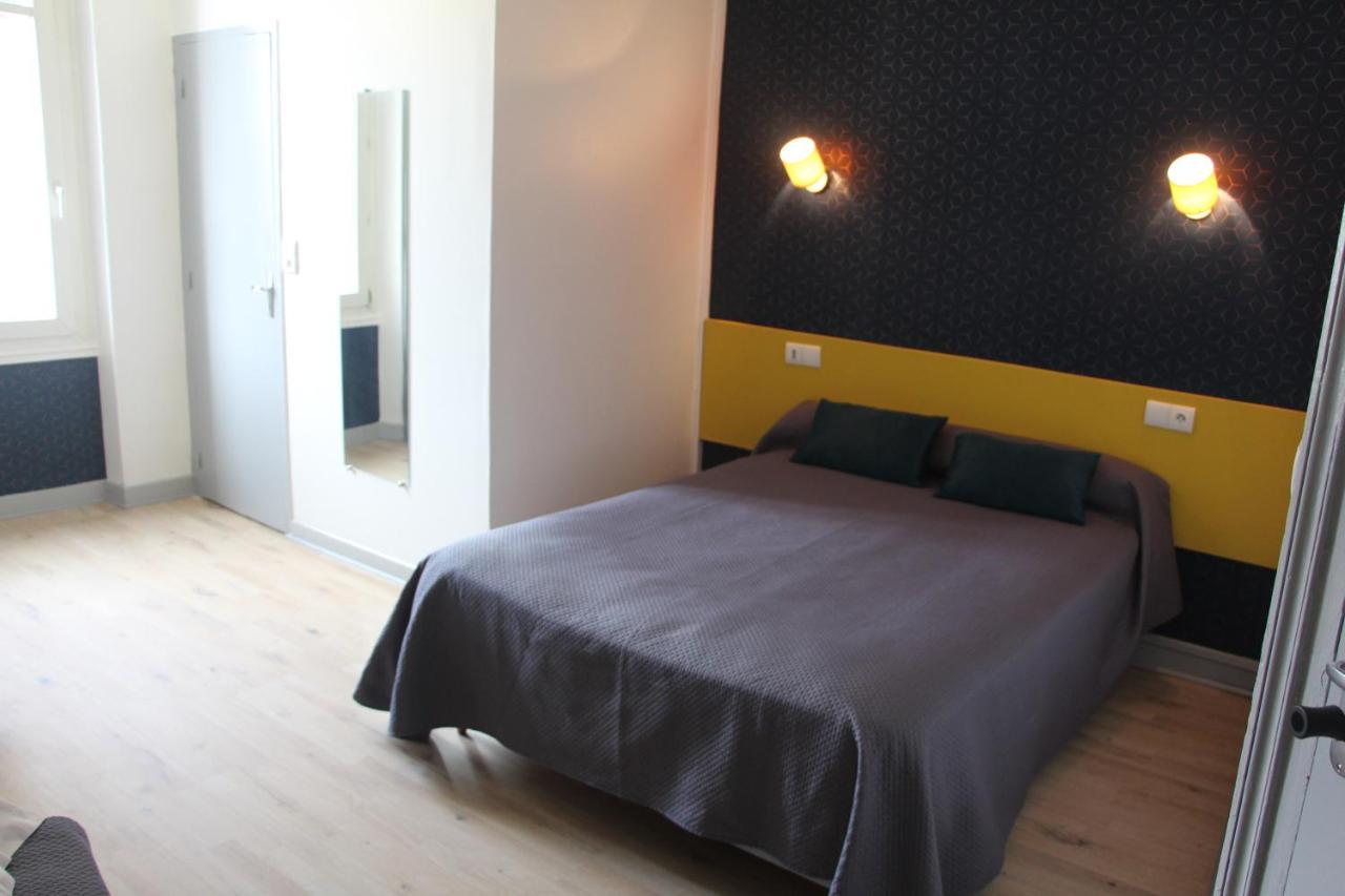 Au Chapon Fin Hotel